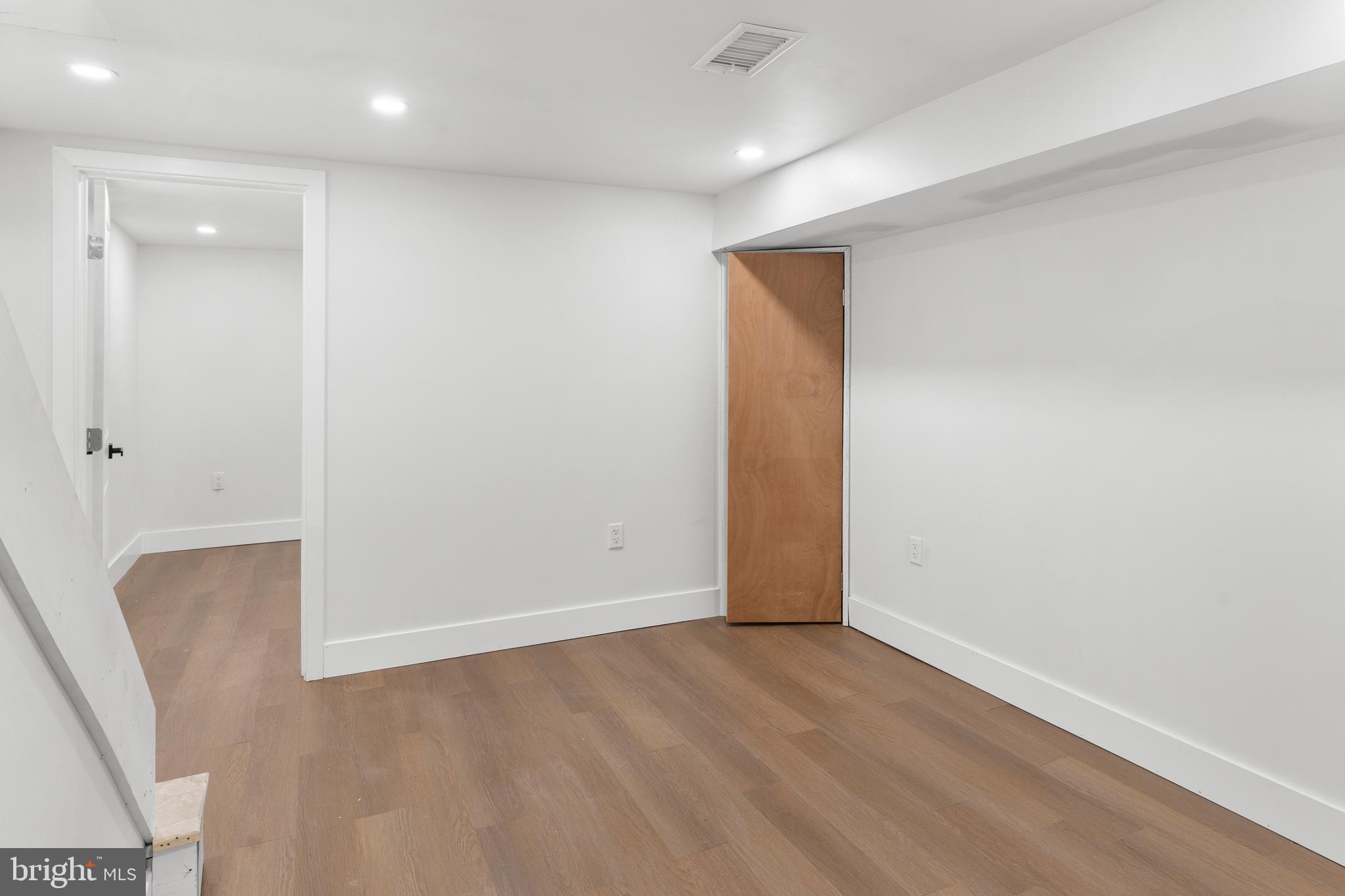 PHILADELPHIA - Residential