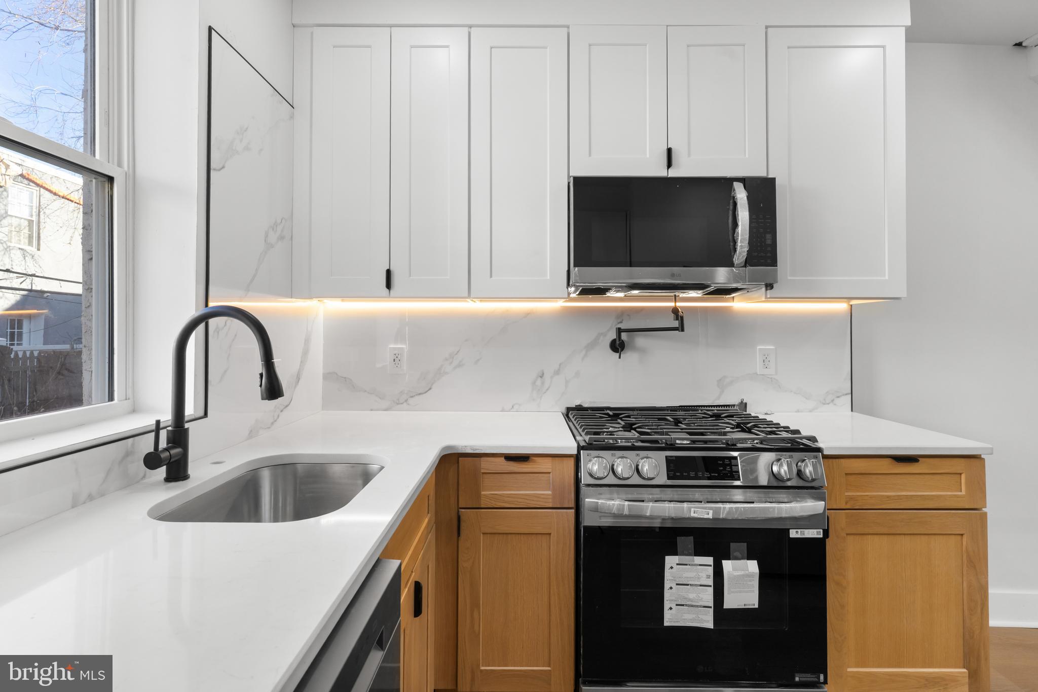 PHILADELPHIA - Residential