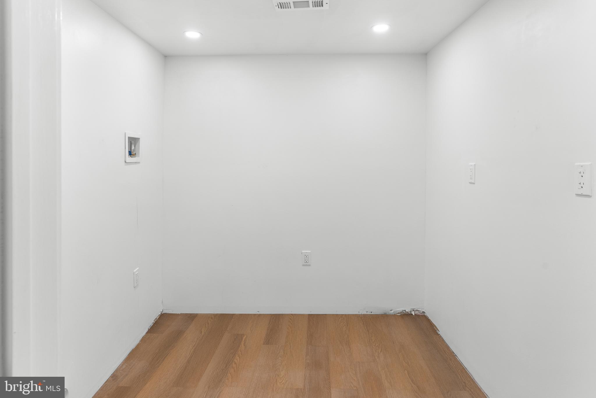 PHILADELPHIA - Residential