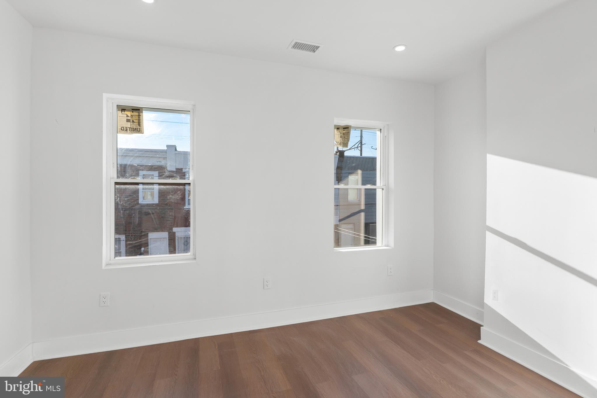 PHILADELPHIA - Residential