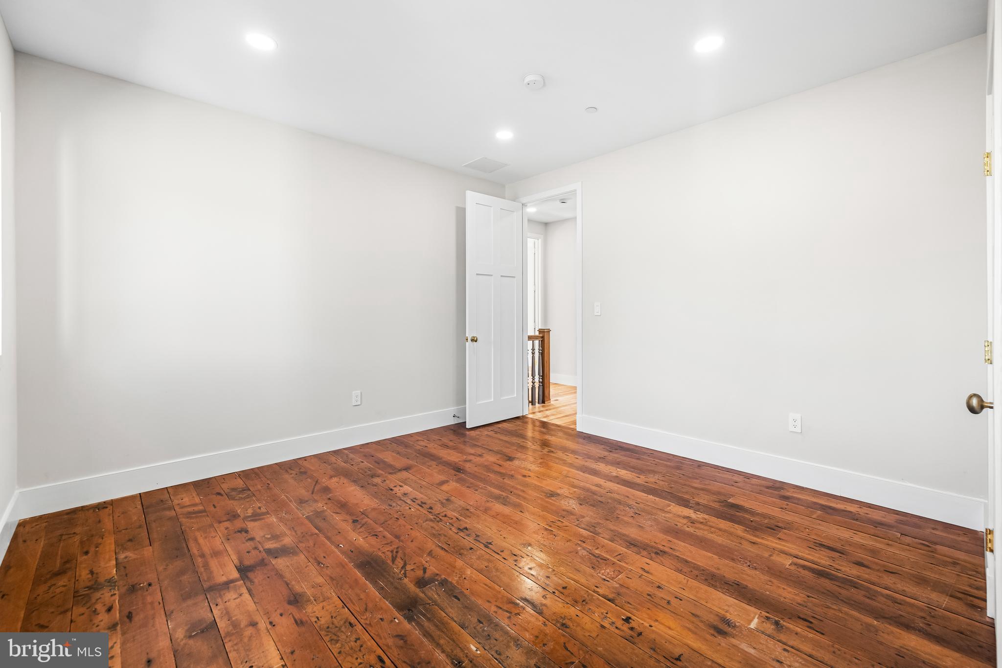 PARKTON - Residential