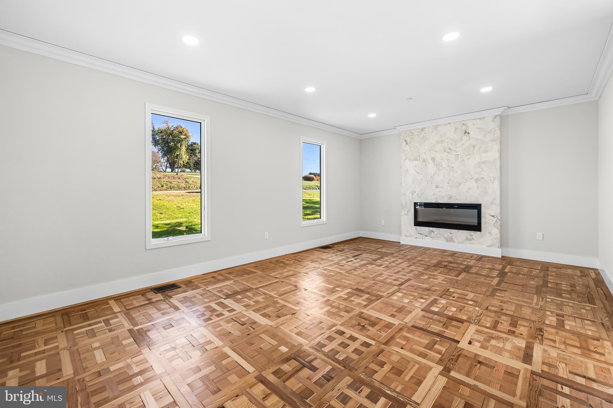 PARKTON - Residential