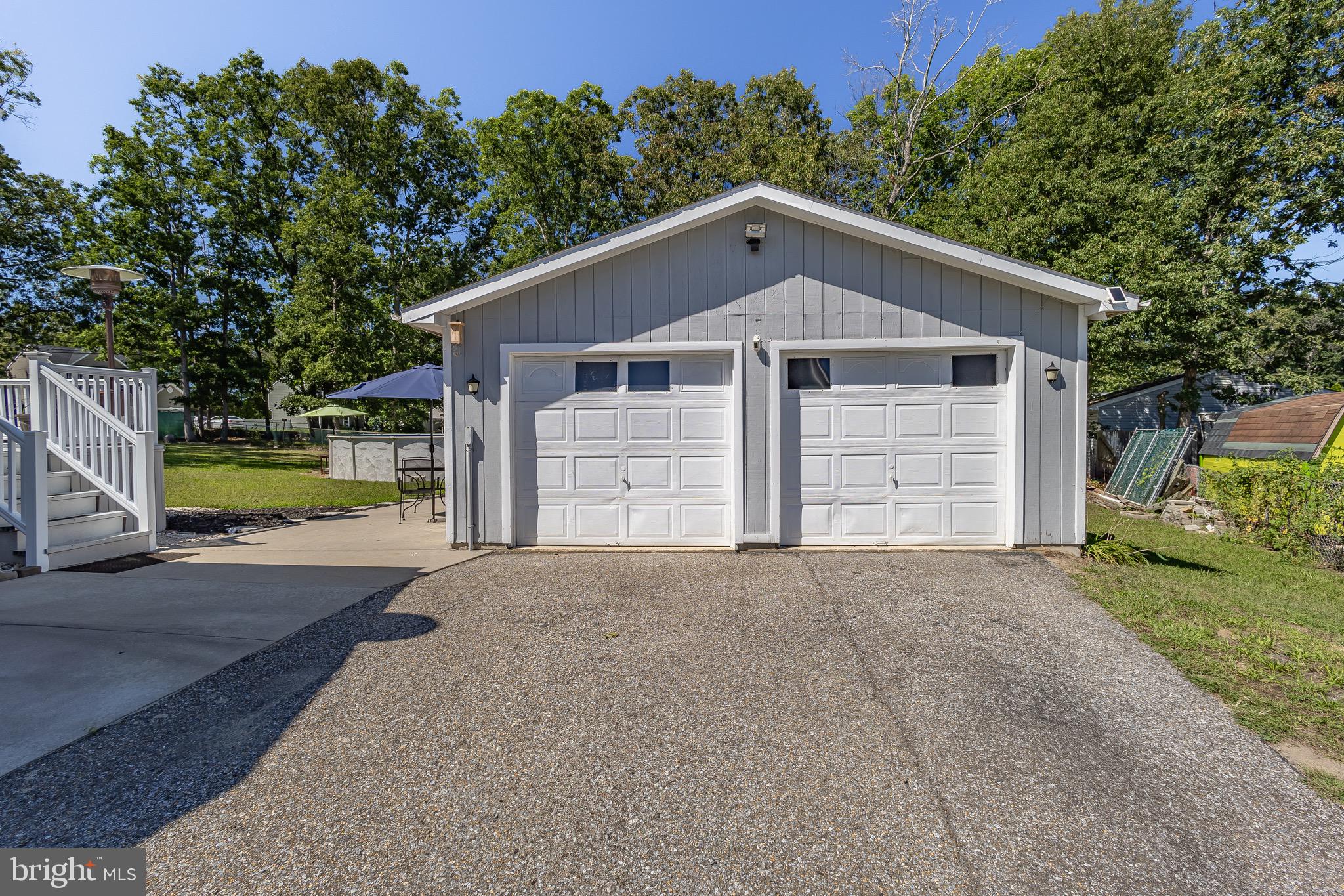1378 VENUS DRIVE