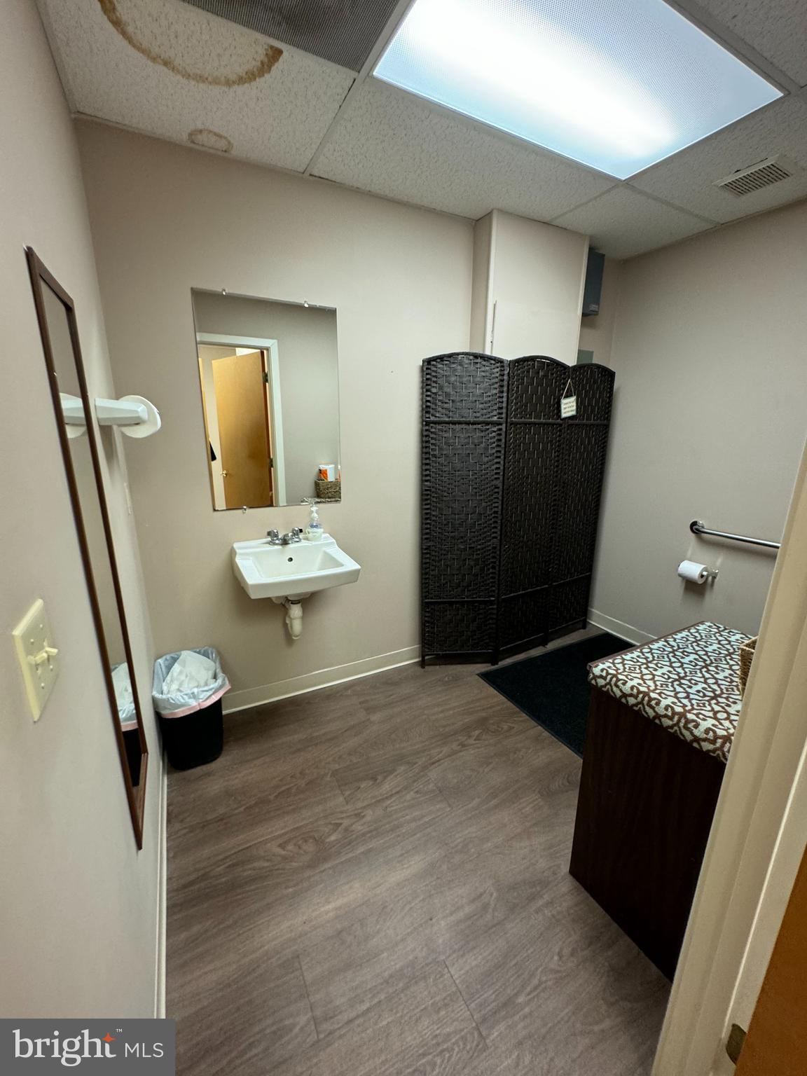 NONE AVAILABLE - Commercial Lease