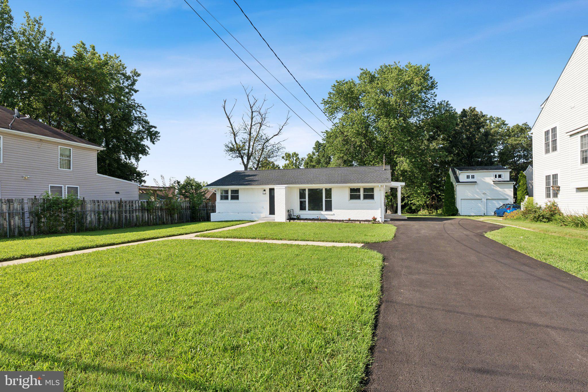 1831 DREW STREET