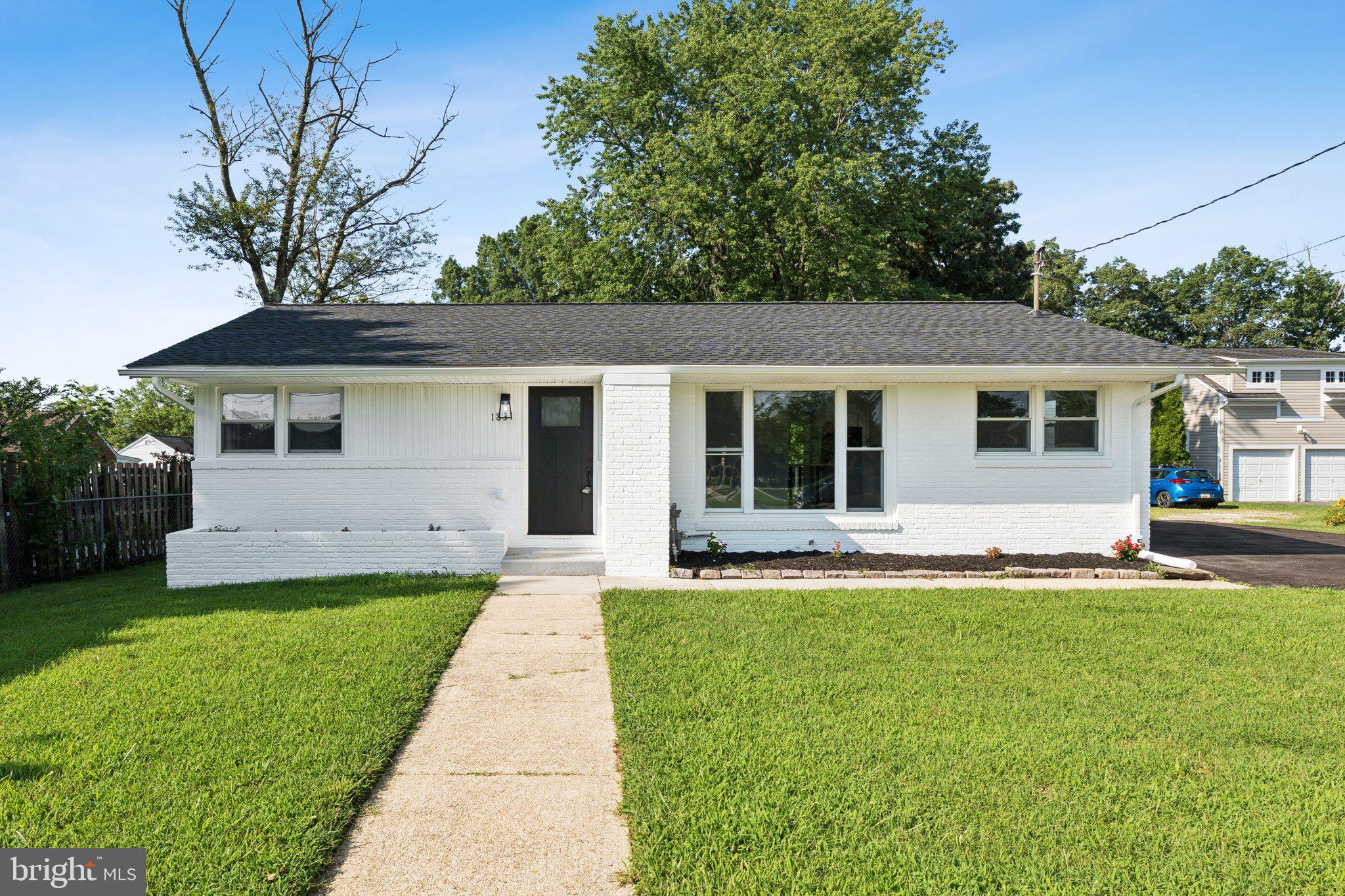 1831 DREW STREET