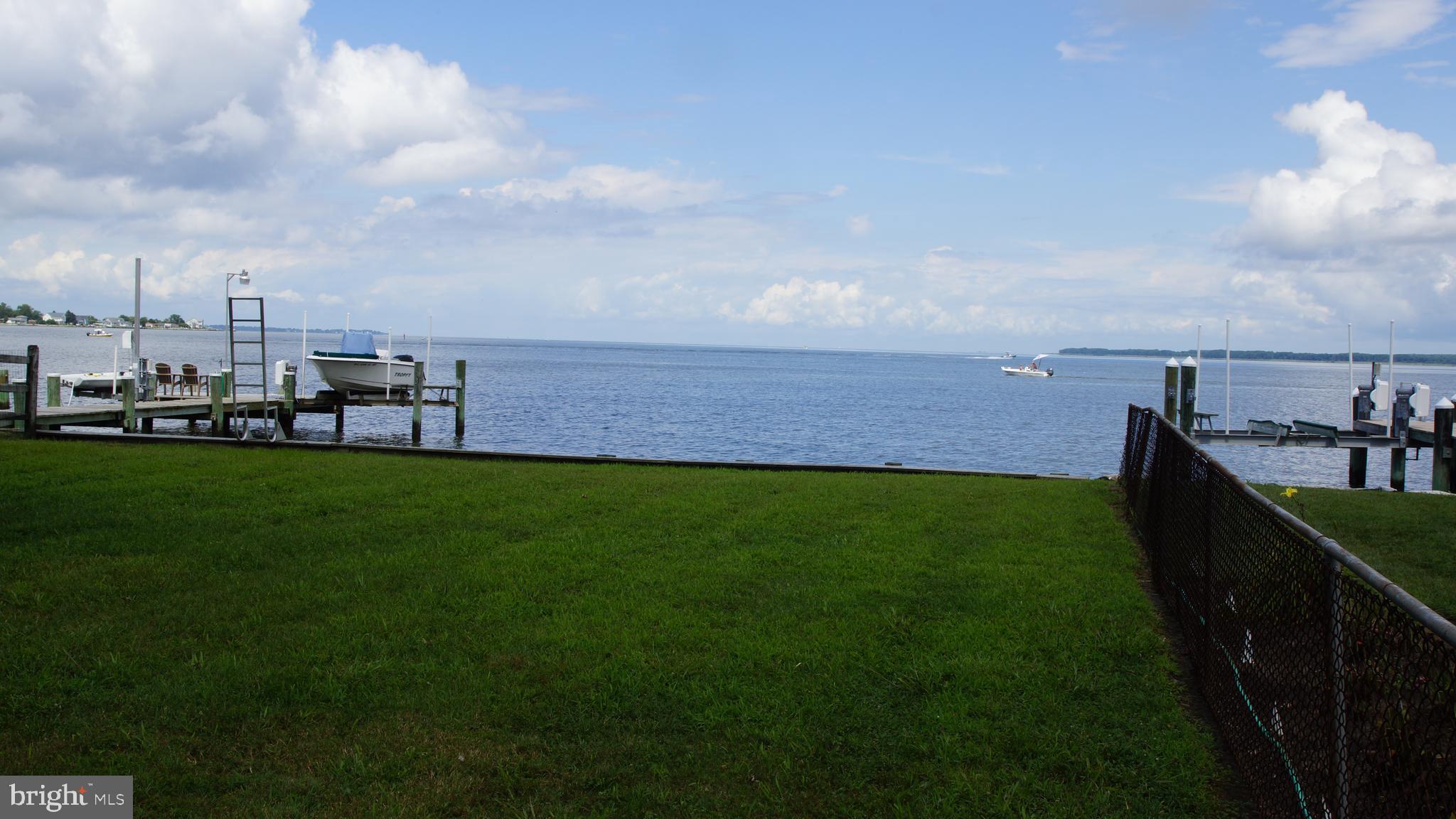 CHESTER RIVER BEACH - Residential