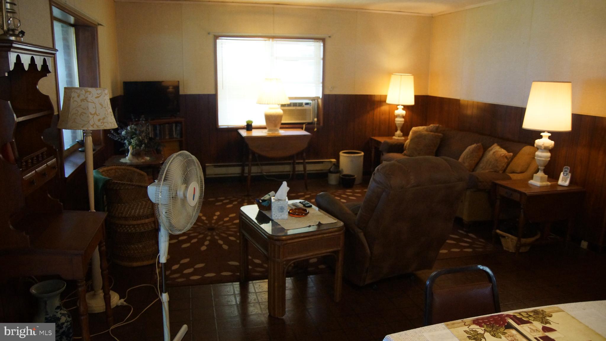 CHESTER RIVER BEACH - Residential