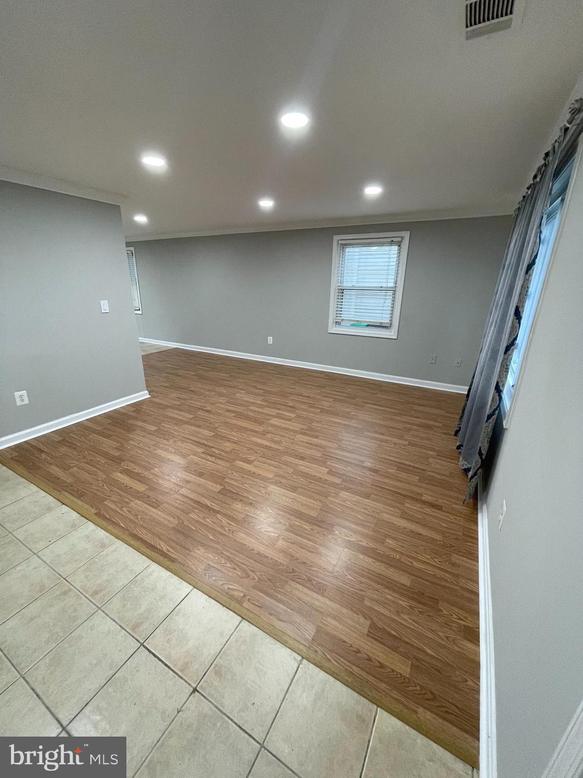 PALMER PARK - Residential Lease