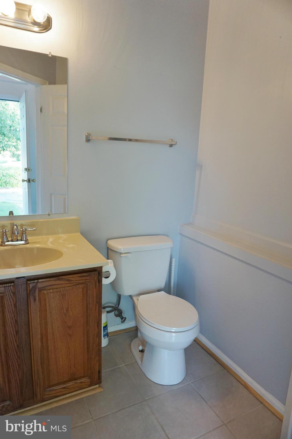 HOLLYMEAD - Residential Lease