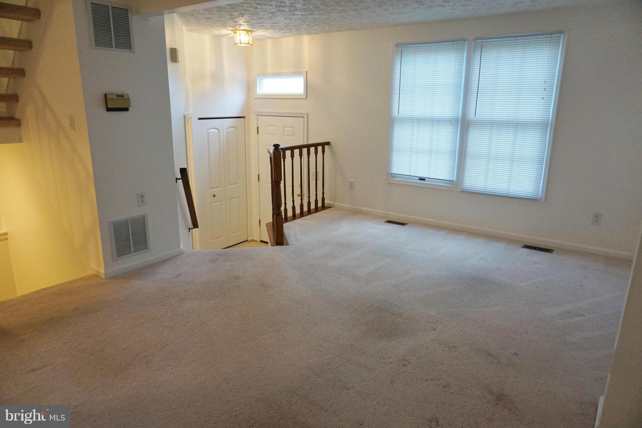 HOLLYMEAD - Residential Lease