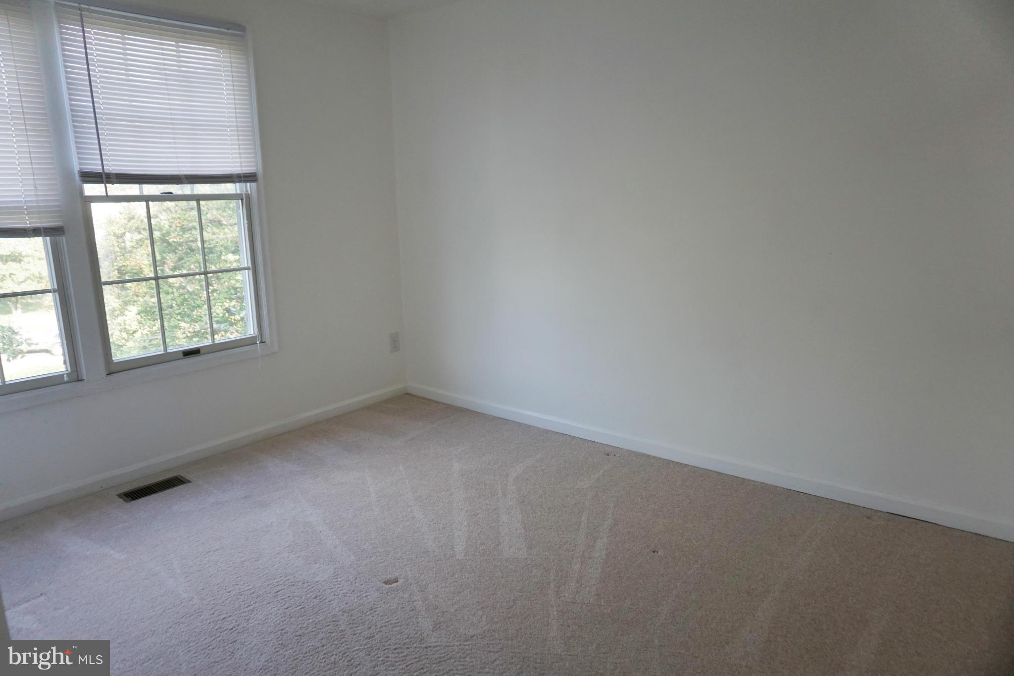 HOLLYMEAD - Residential Lease