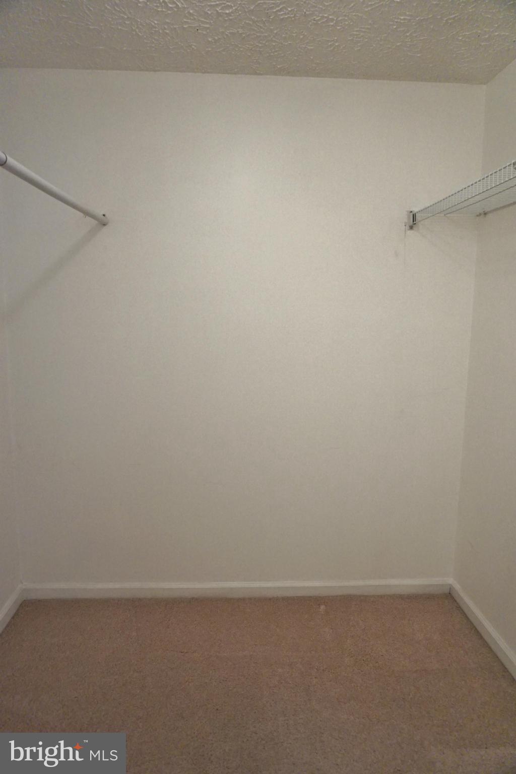 HOLLYMEAD - Residential Lease