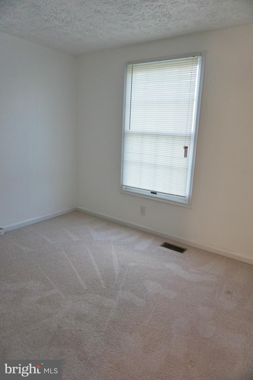 HOLLYMEAD - Residential Lease