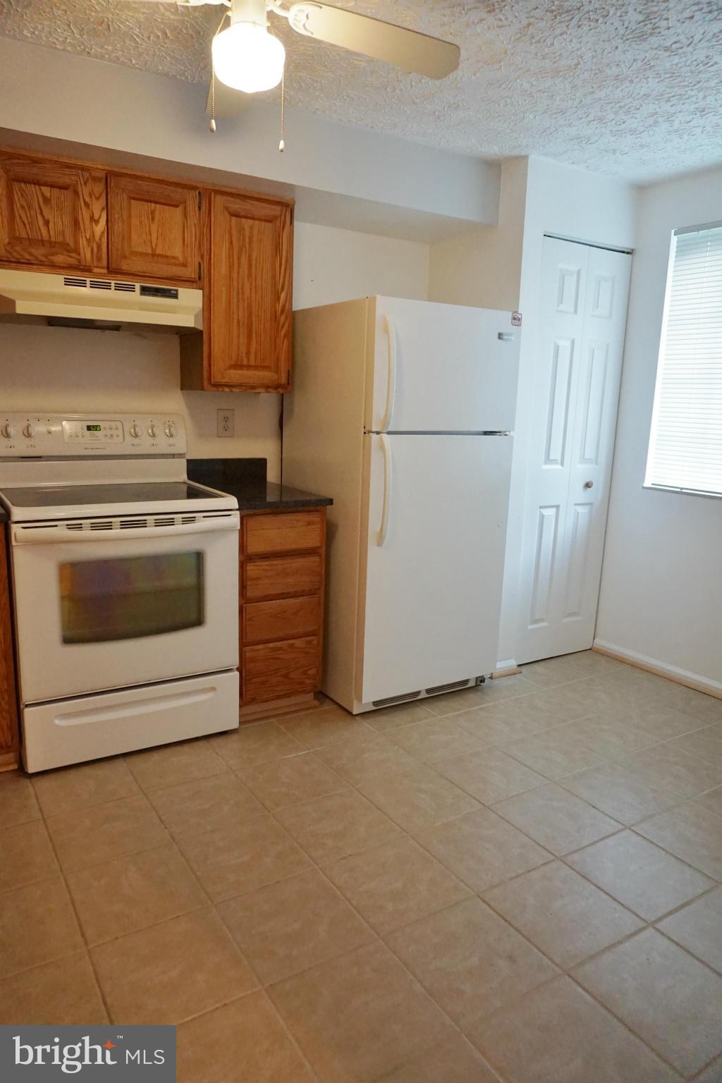 HOLLYMEAD - Residential Lease