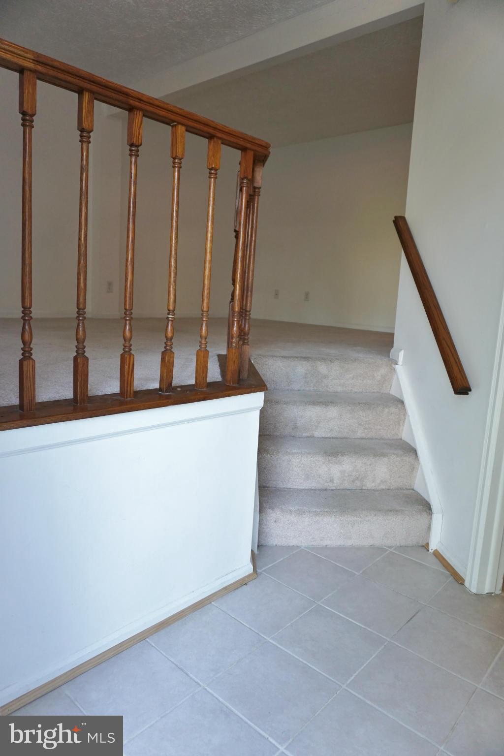 HOLLYMEAD - Residential Lease