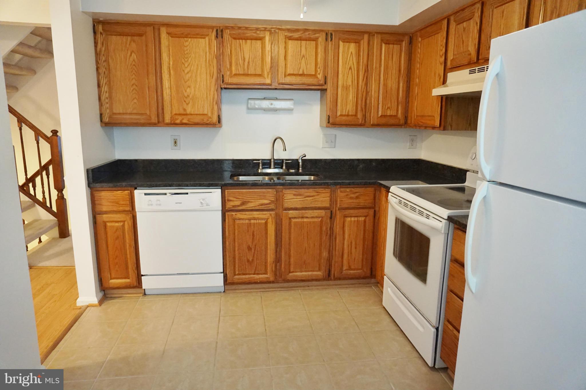 HOLLYMEAD - Residential Lease