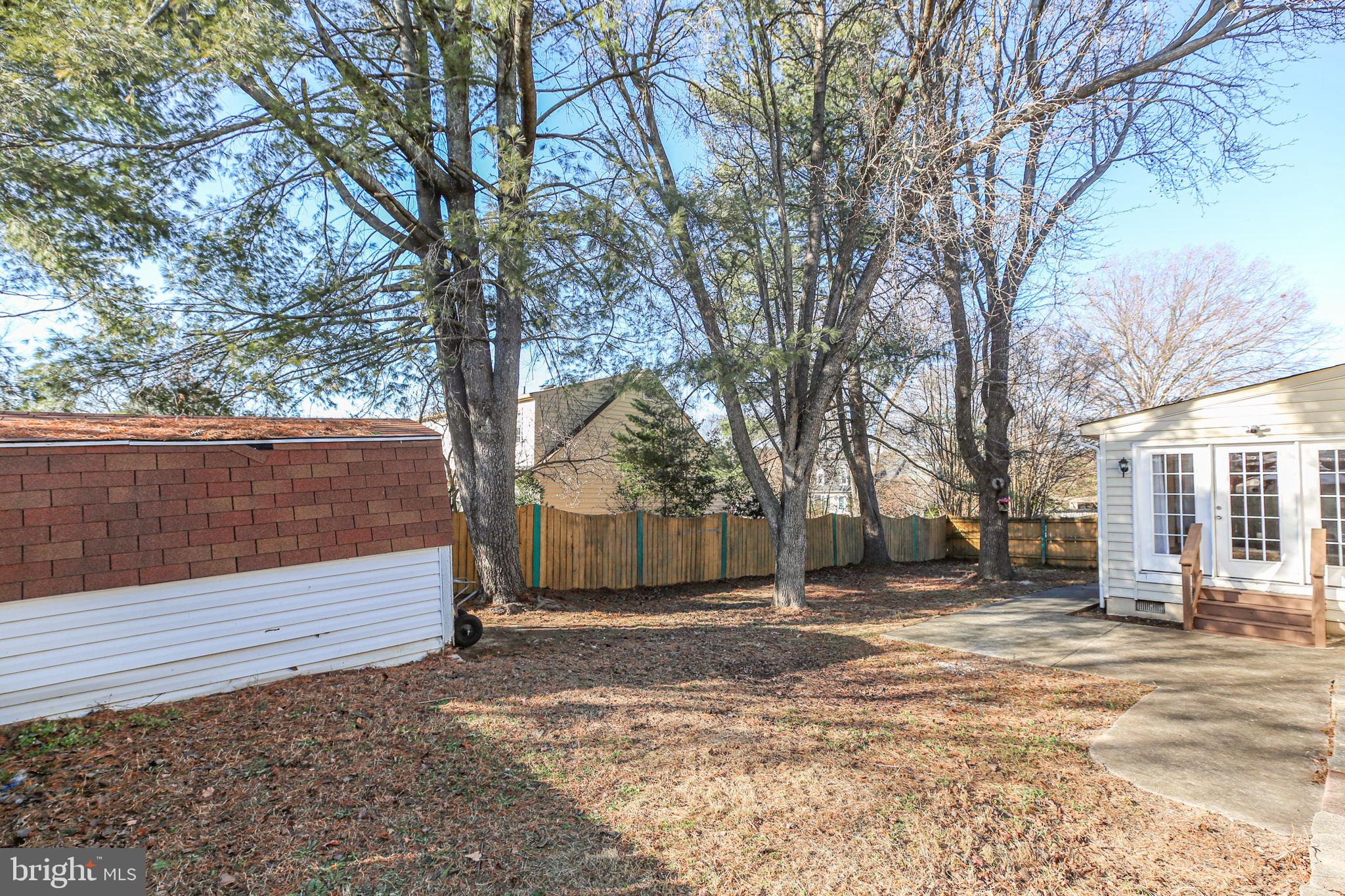 SHERATON HILLS EAST - Residential