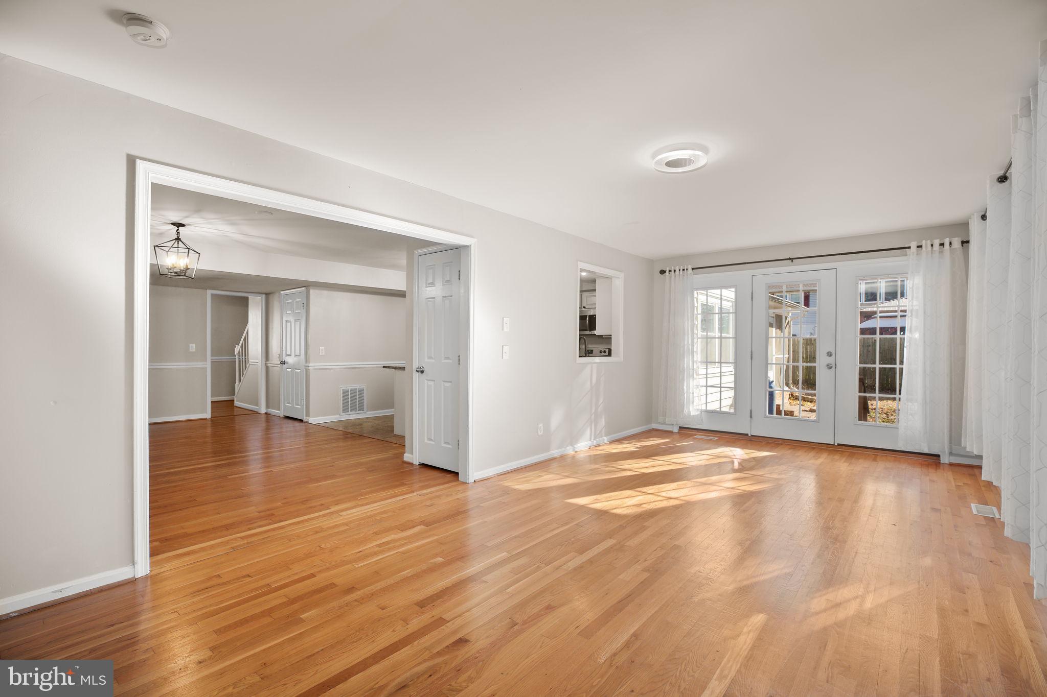 SHERATON HILLS EAST - Residential