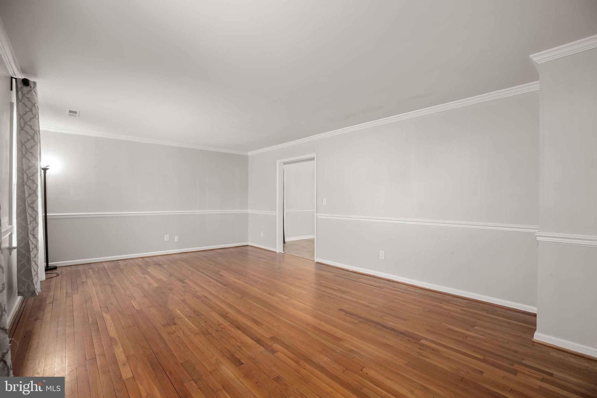 SHERATON HILLS EAST - Residential