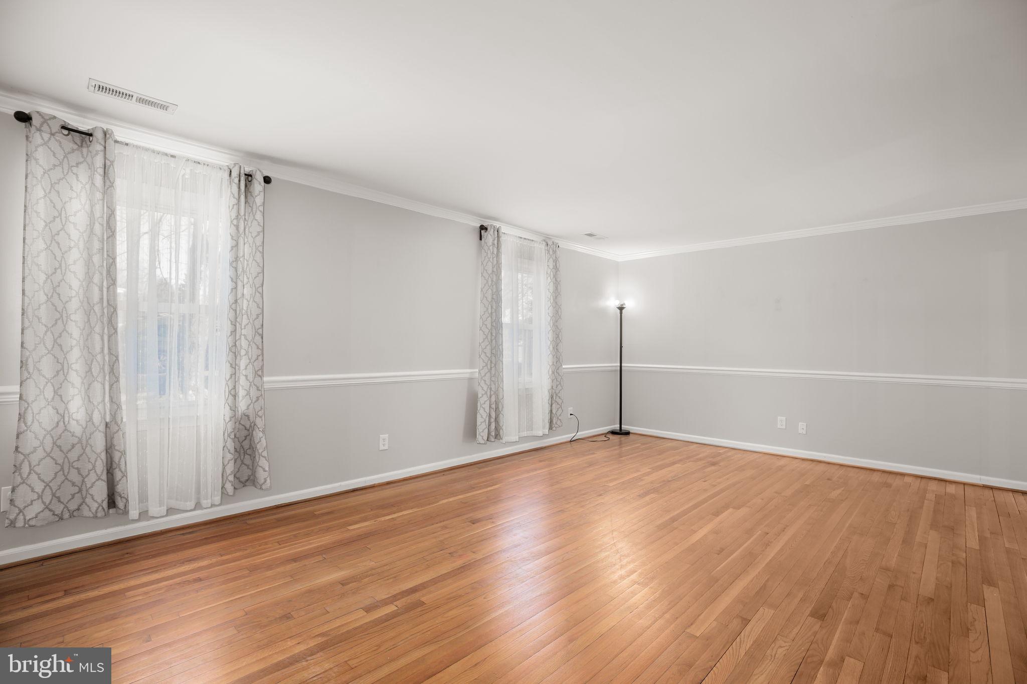 SHERATON HILLS EAST - Residential