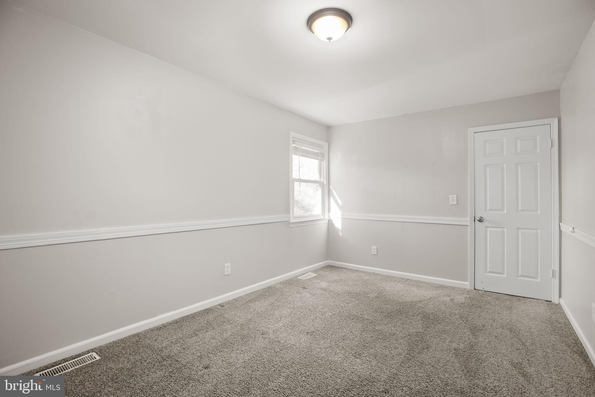 SHERATON HILLS EAST - Residential