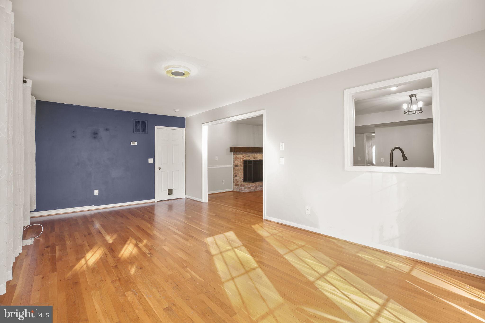 SHERATON HILLS EAST - Residential