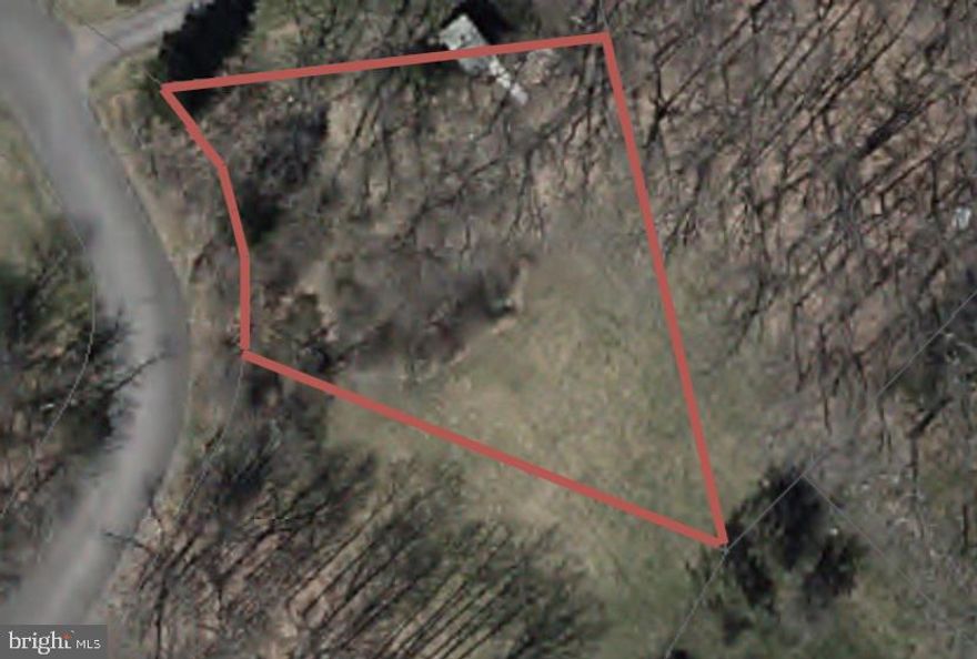 Incredible building lot in upscale neighborhood. Close to golf course and all town activities. Ready for your building plans. Wooded lot. Lot 46 also available. Special pricing available for multi-lot purchase - contact listing agent for details. Public water and sewer available but taps are buyer's responsibility. DISCLOSURE:  RAILEY REALTY IS NOT THE CARETAKER OF PROPERTIES LISTED BY IT. DURING INCLEMENT WEATHER EVENTS, PROSPECTIVE PURCHASERS AND THEIR AGENTS ASSUME ALL LIABILITY ASSOCIATED WITH WEATHER AT THE PROPERTY.