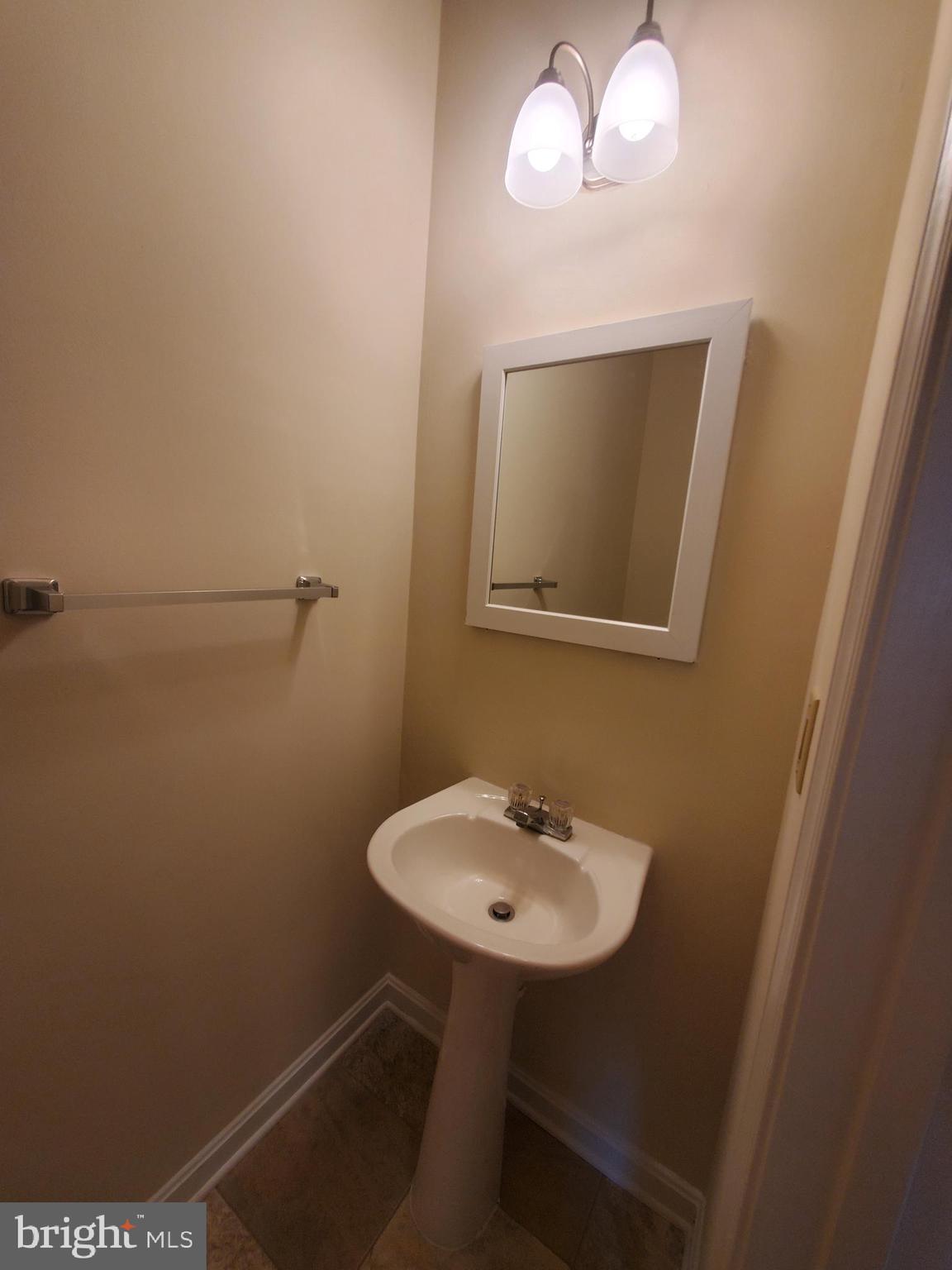 PANGBORN PARK - Residential Lease