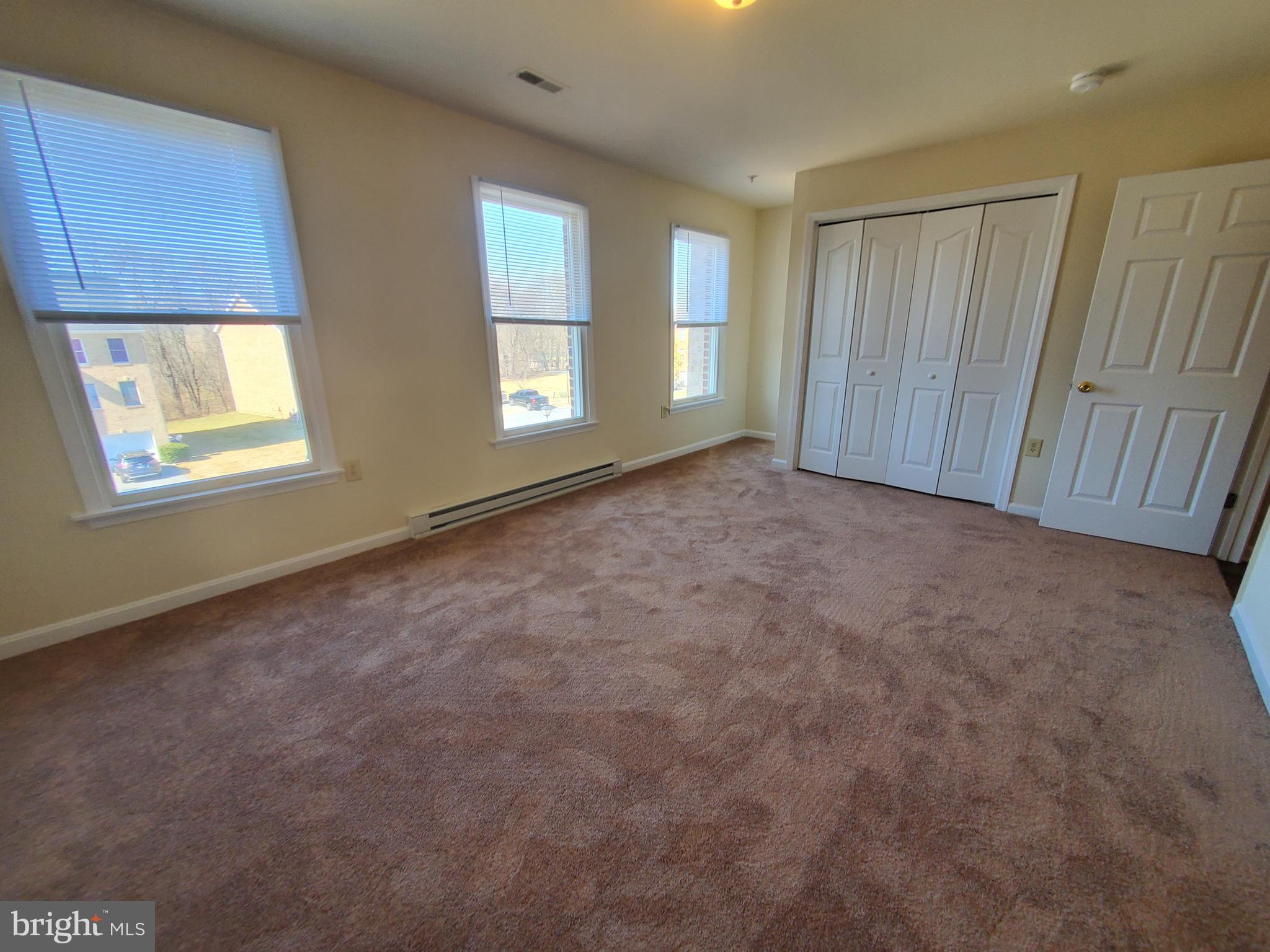 PANGBORN PARK - Residential Lease