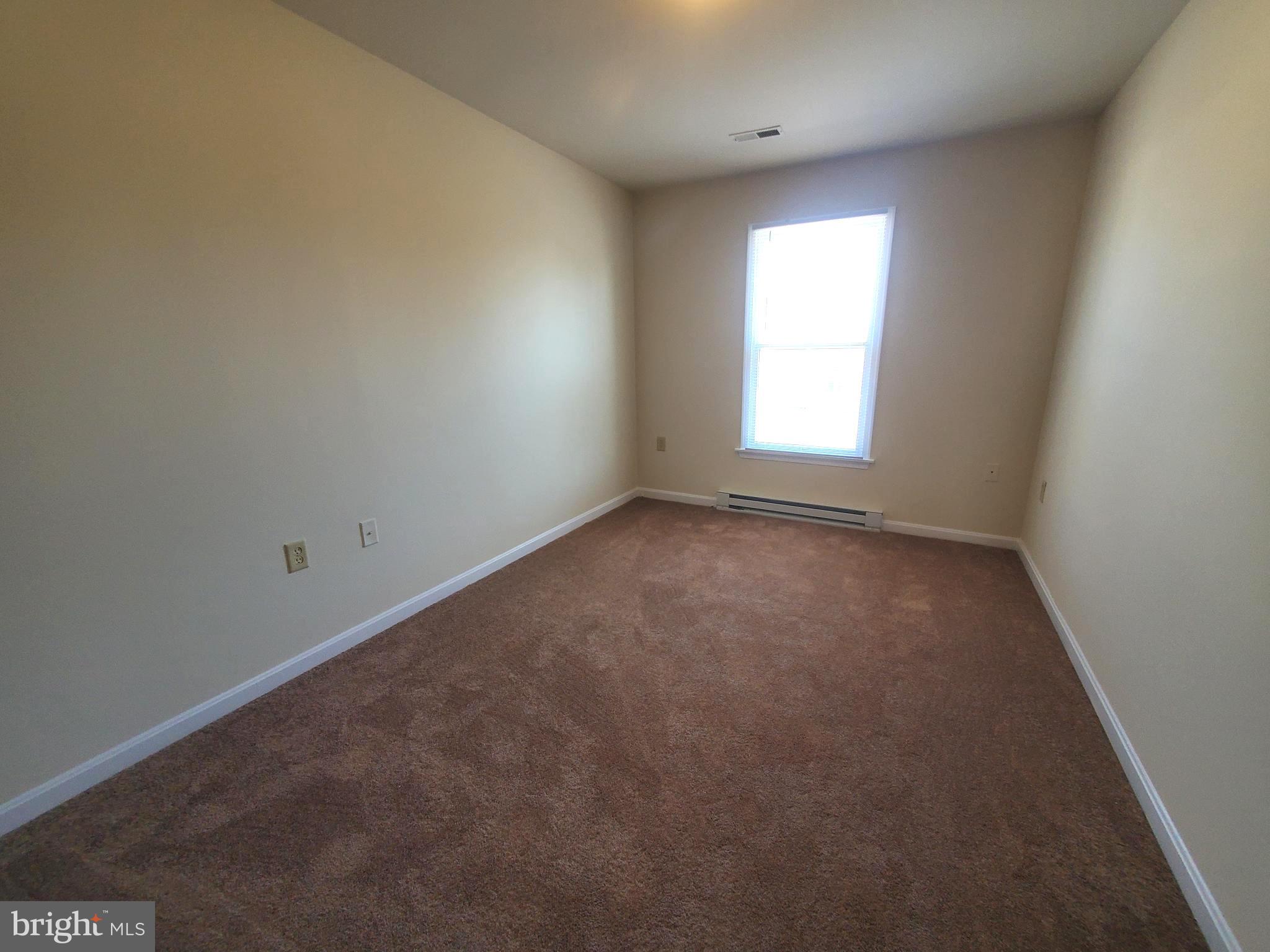 PANGBORN PARK - Residential Lease