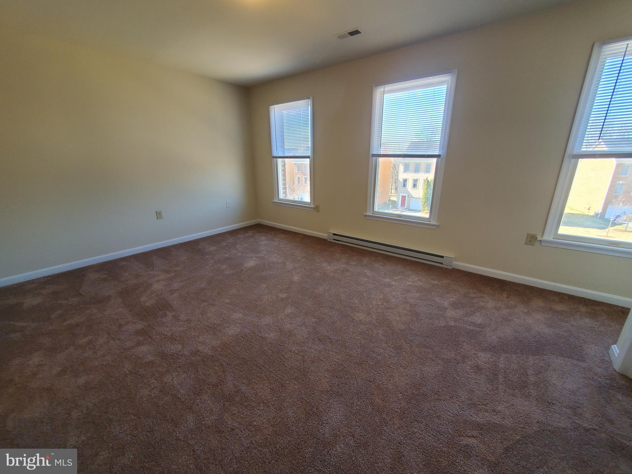 PANGBORN PARK - Residential Lease