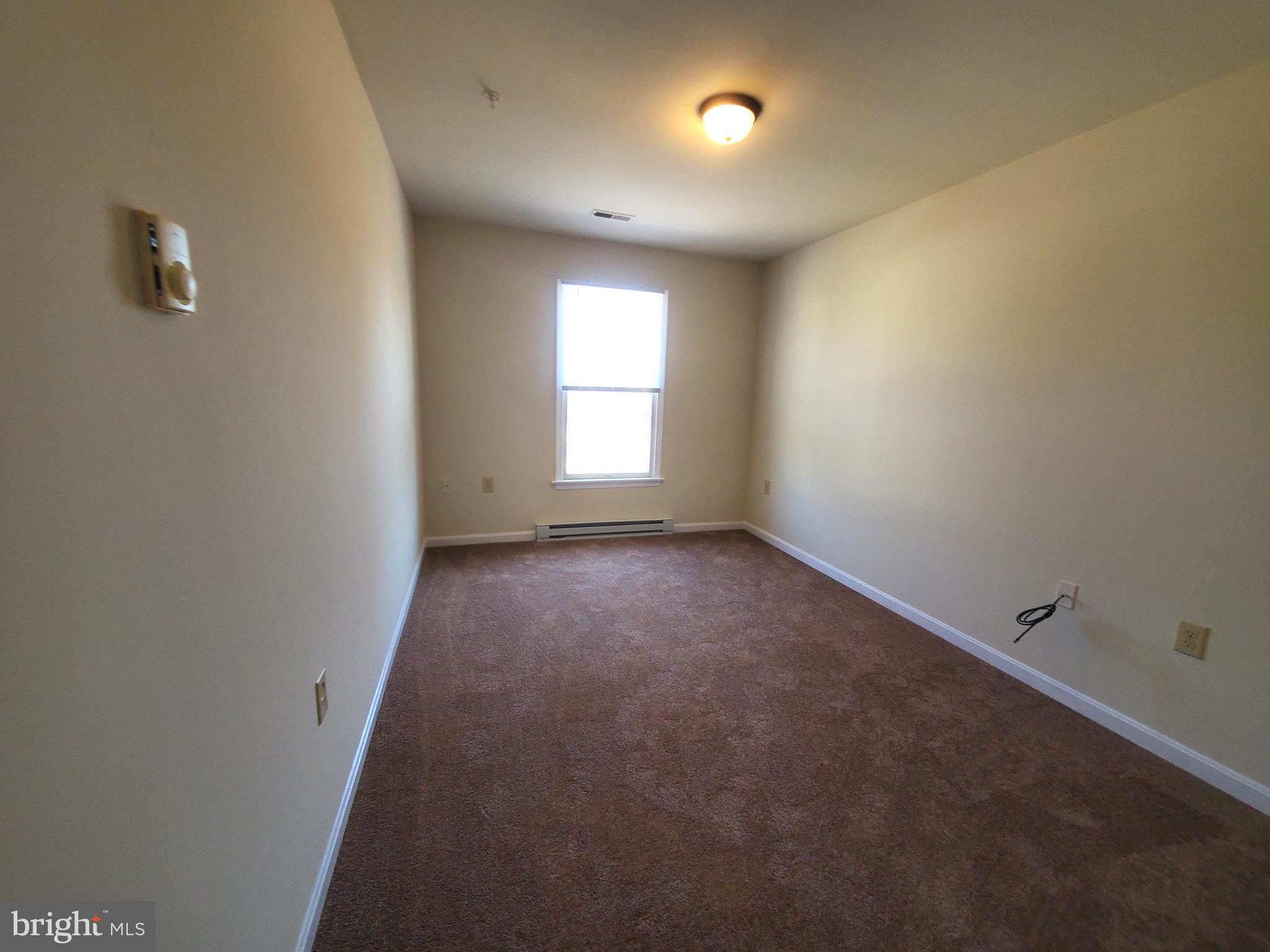 PANGBORN PARK - Residential Lease