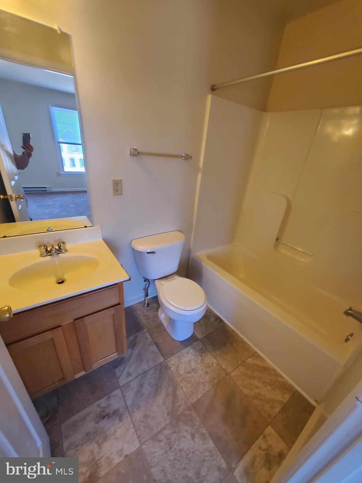 PANGBORN PARK - Residential Lease