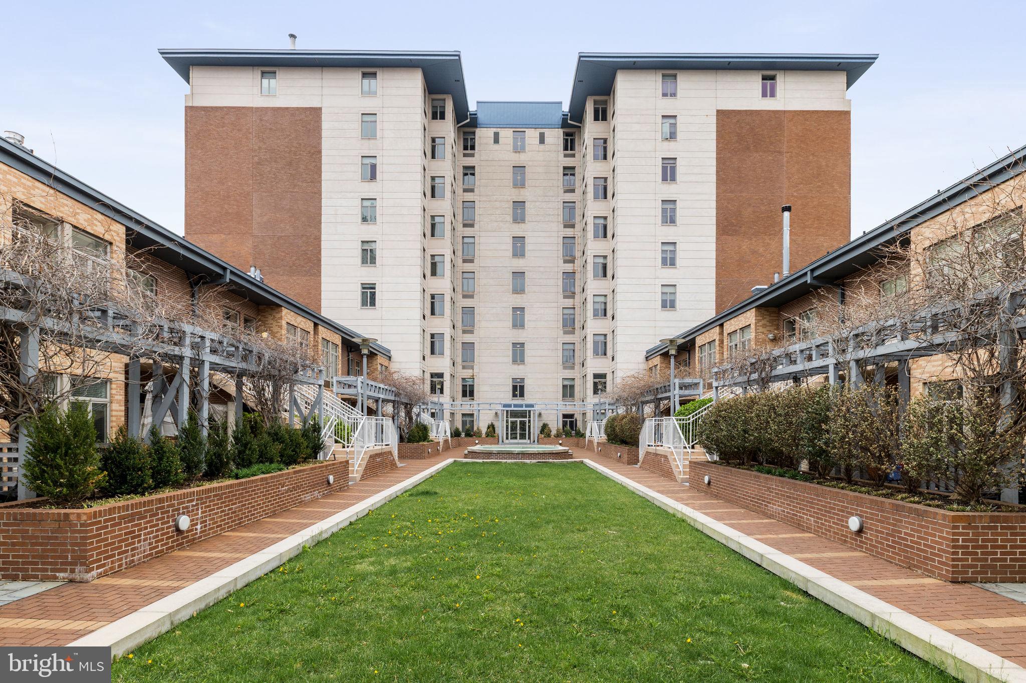 ART MUSEUM AREA - Residential