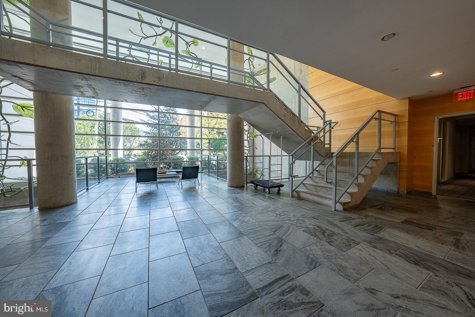 ART MUSEUM AREA - Residential