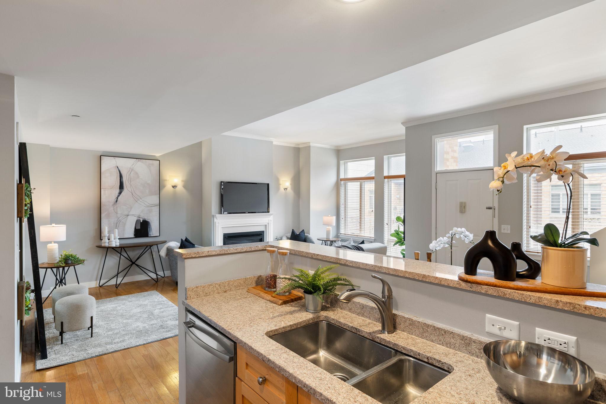 ART MUSEUM AREA - Residential