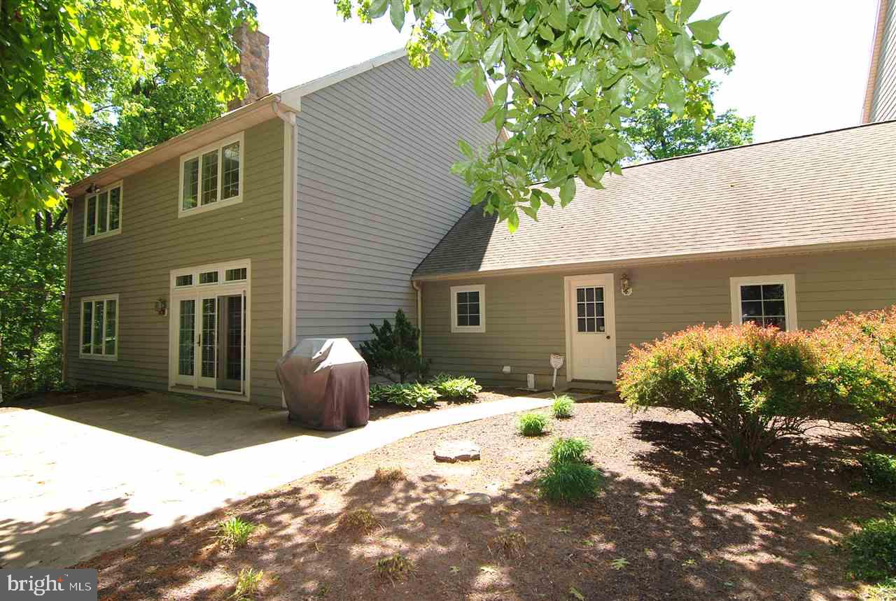 ROSENMILLER WOODS - Residential