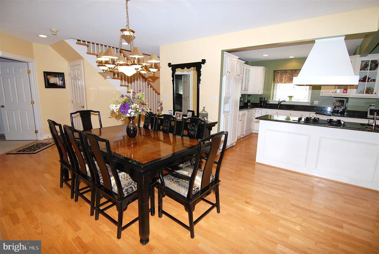ROSENMILLER WOODS - Residential