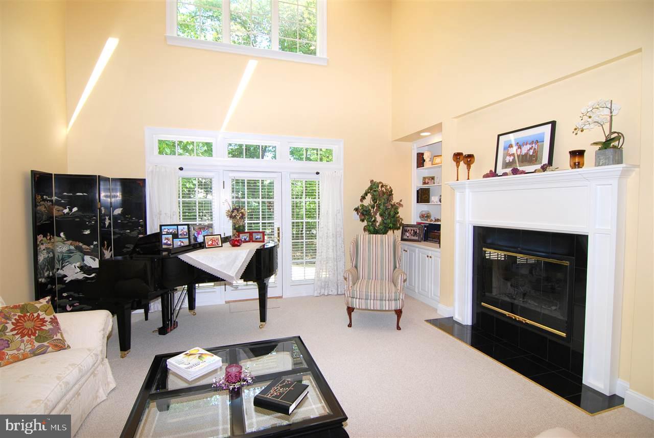 ROSENMILLER WOODS - Residential