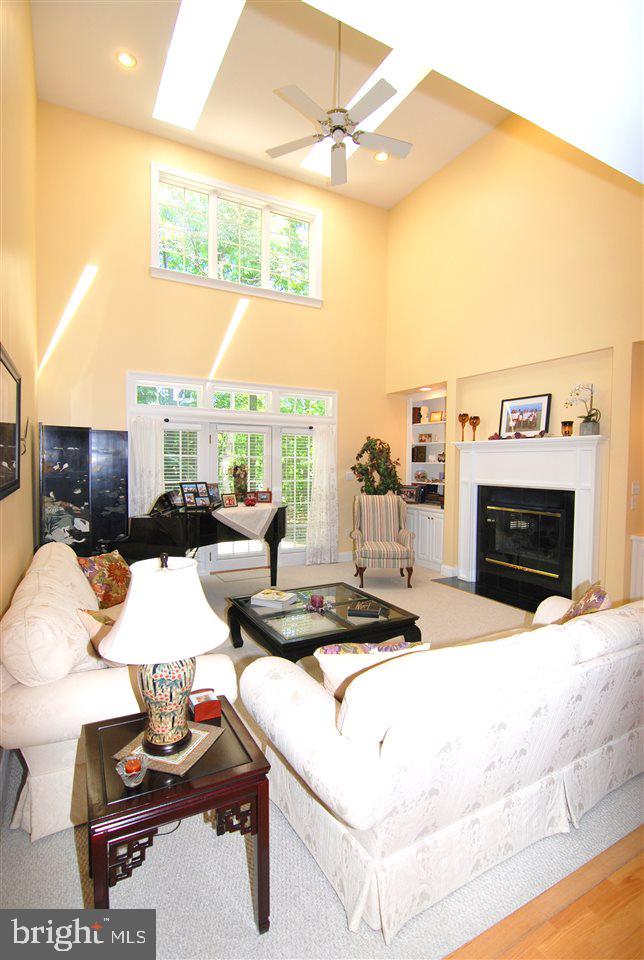 ROSENMILLER WOODS - Residential