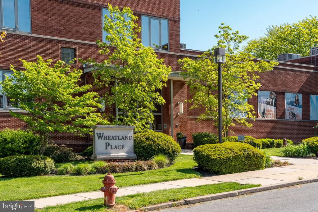 Photo of 941 Wheatland Avenue #SUITE 305, LANCASTER, PA 17603 (MLS # PALA2063220)