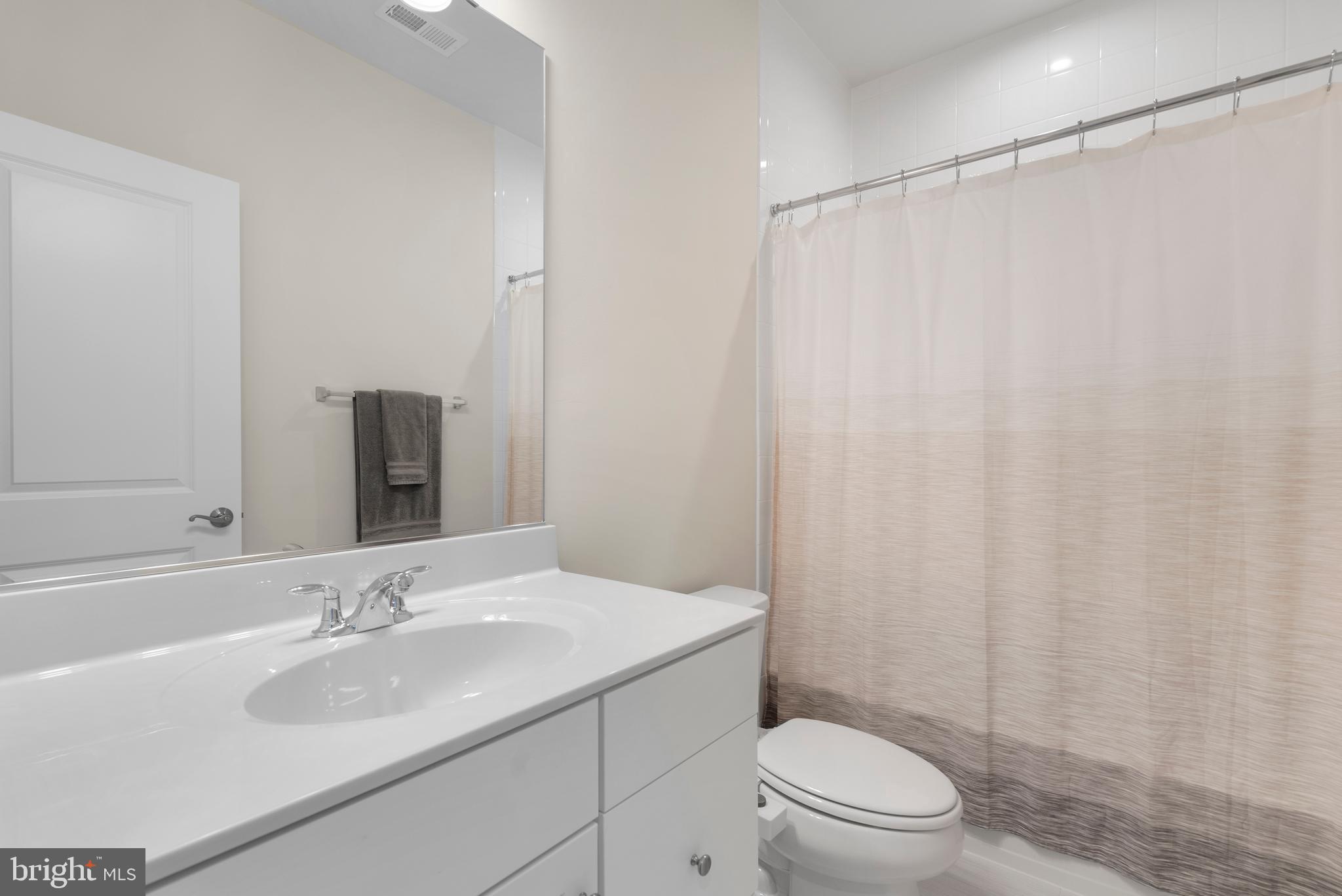 WESTSIDE AT SHADY GROVE METRO - Residential