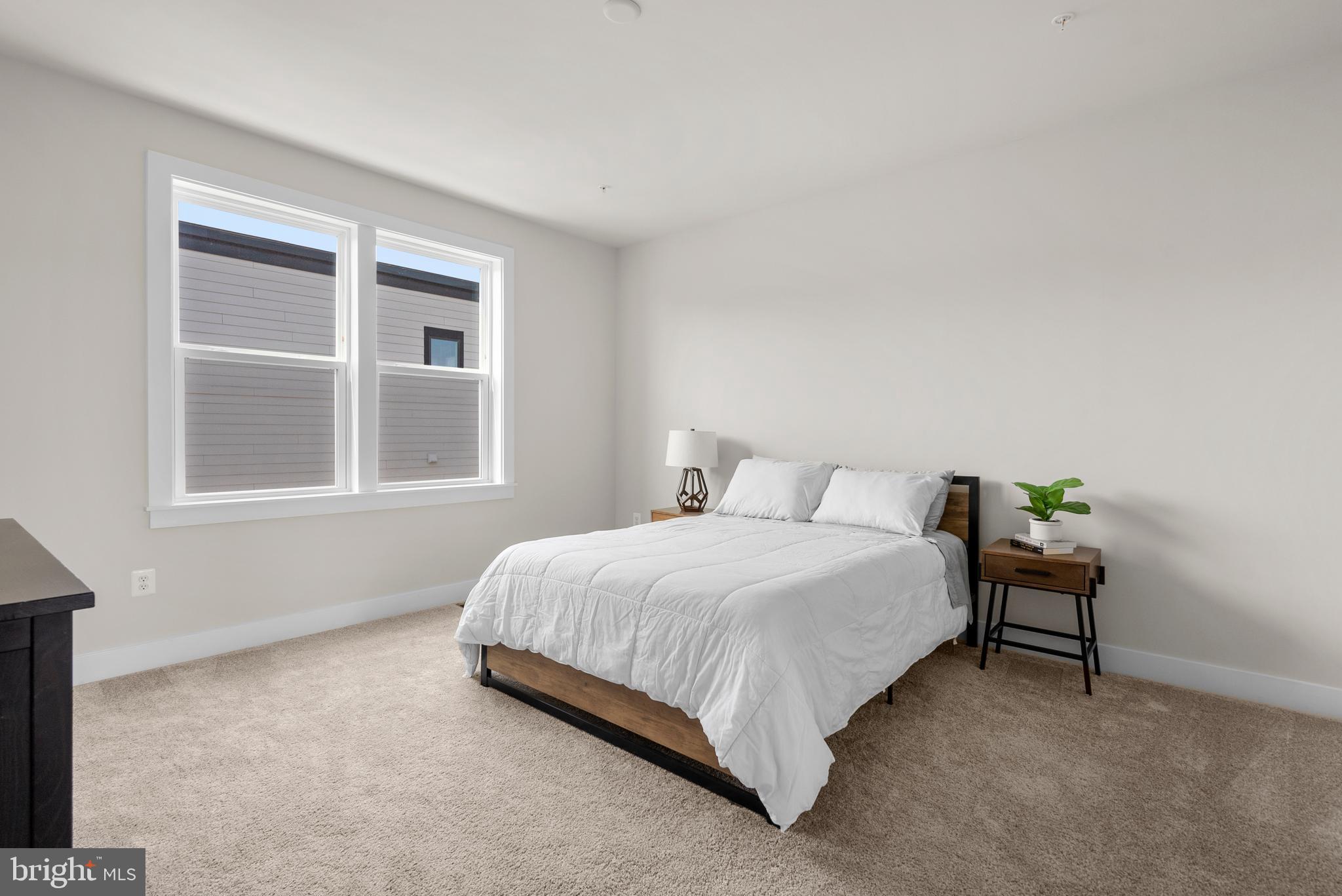 WESTSIDE AT SHADY GROVE METRO - Residential