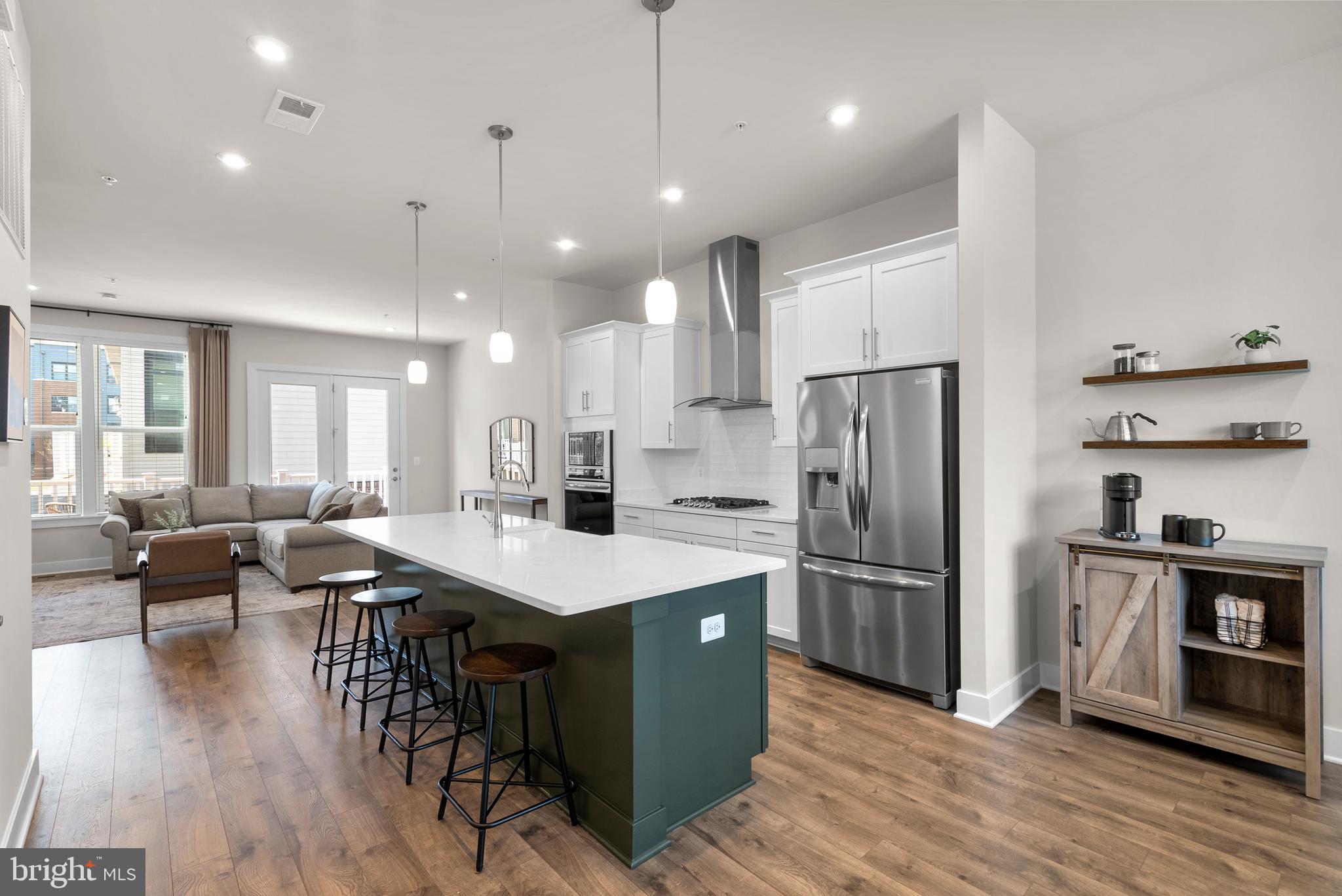 WESTSIDE AT SHADY GROVE METRO - Residential