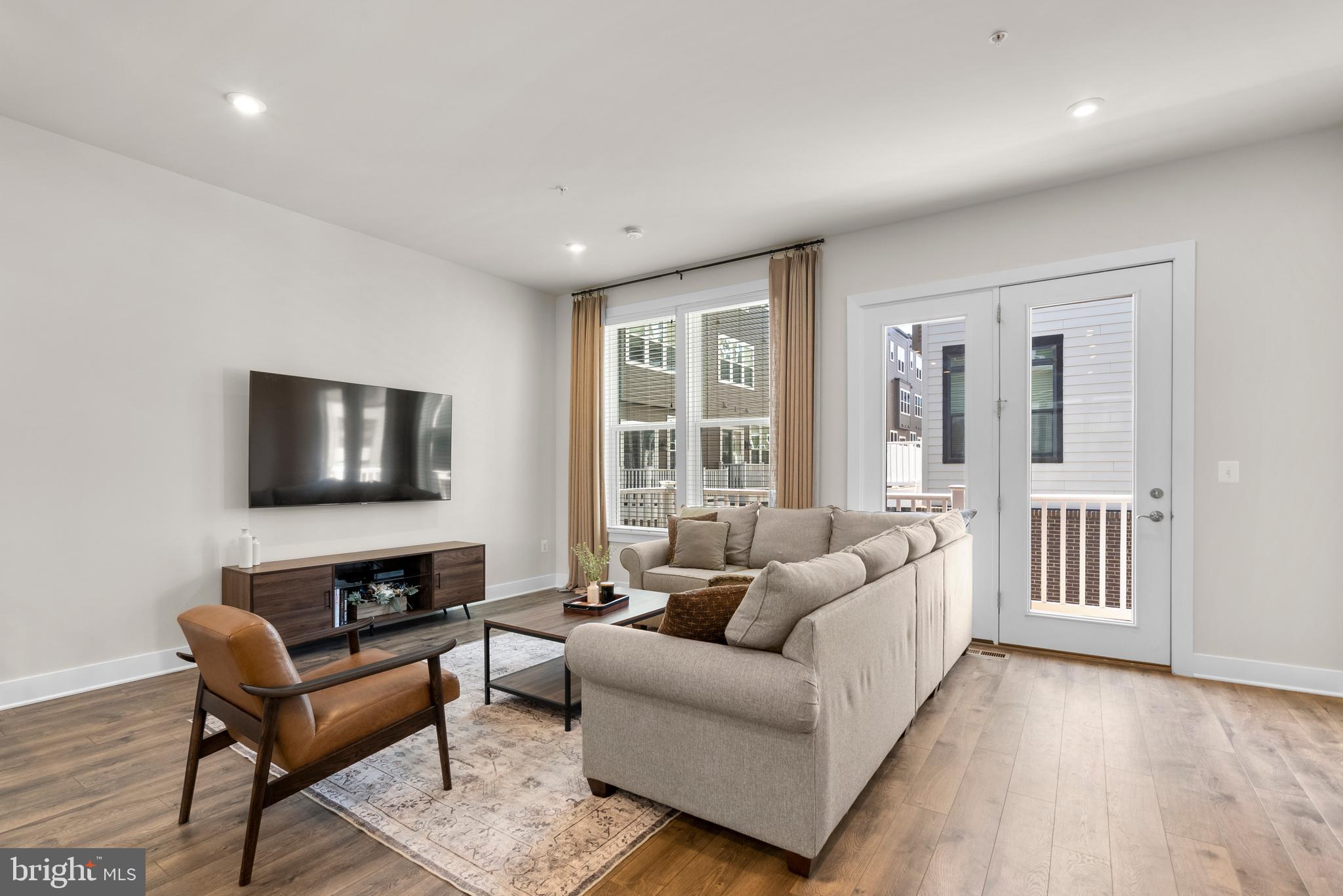 WESTSIDE AT SHADY GROVE METRO - Residential