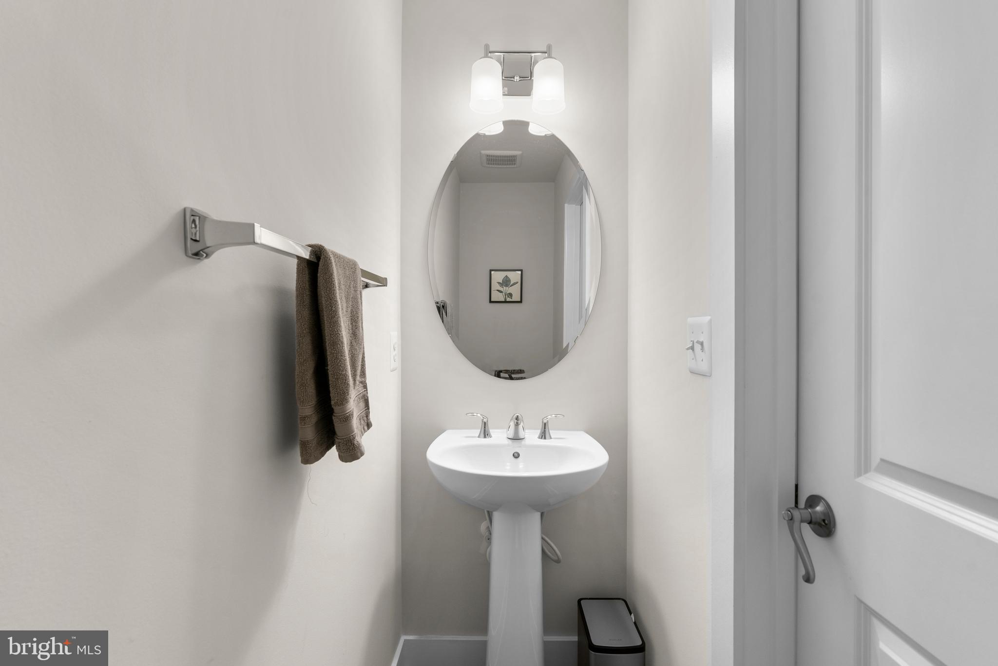 WESTSIDE AT SHADY GROVE METRO - Residential