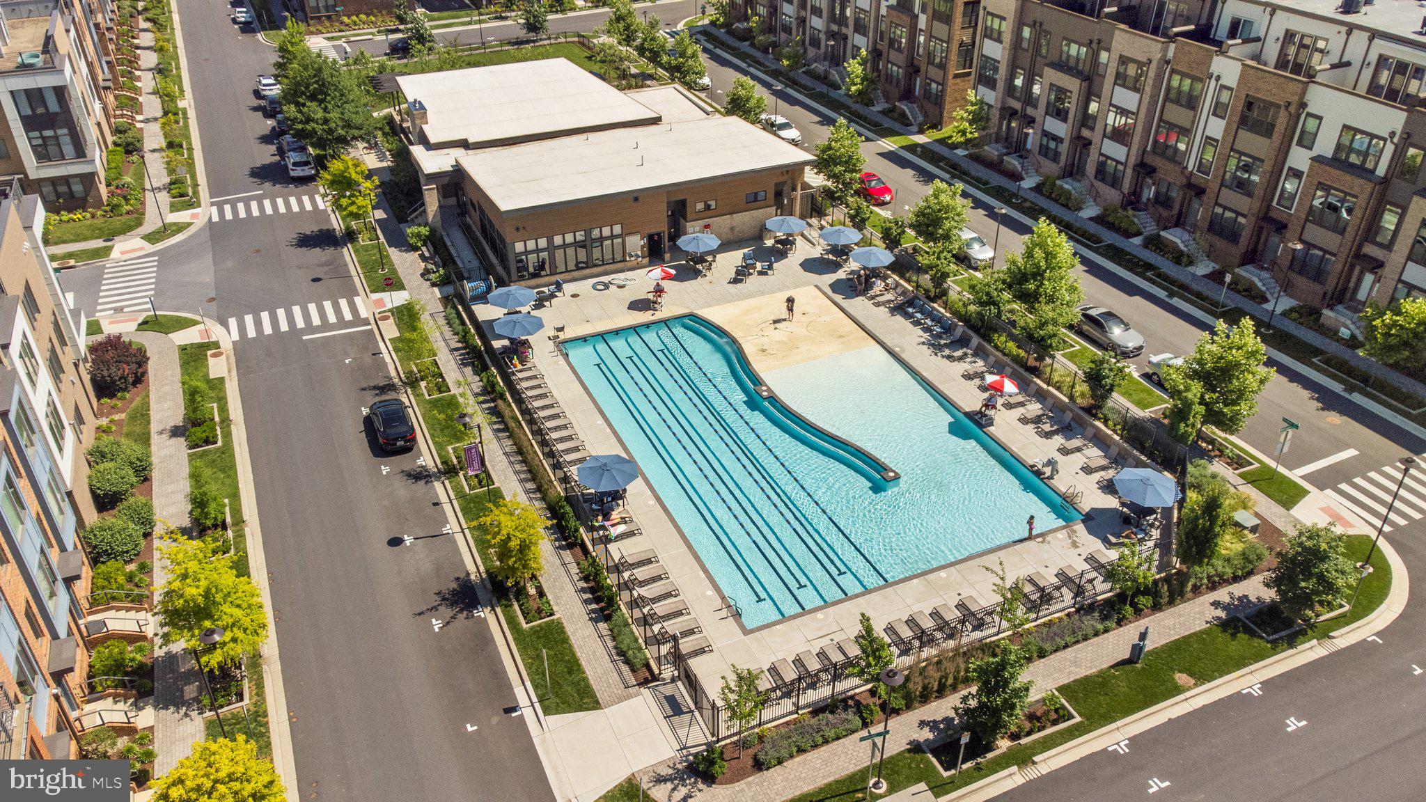 WESTSIDE AT SHADY GROVE METRO - Residential