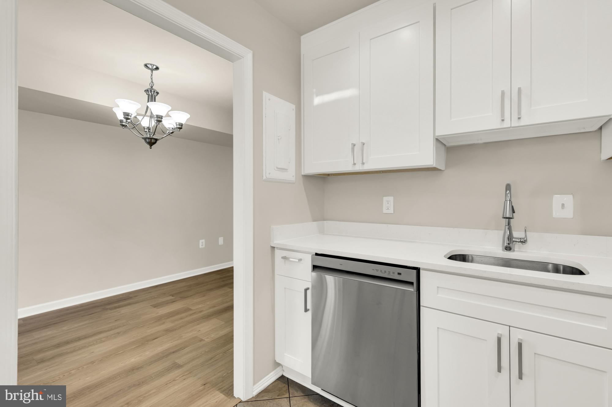 REGENT SQUARE - Residential
