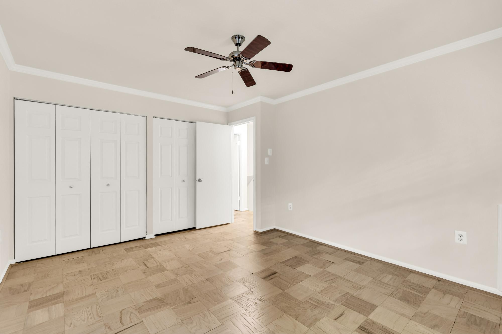 REGENT SQUARE - Residential